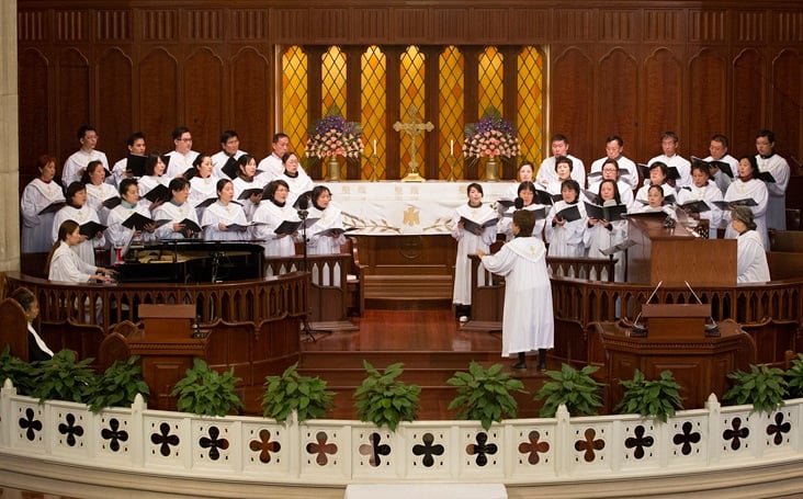 The choir sings during worship at Mu'en Church in Shanghai, China. Photo by Mike DuBose, UMNS.