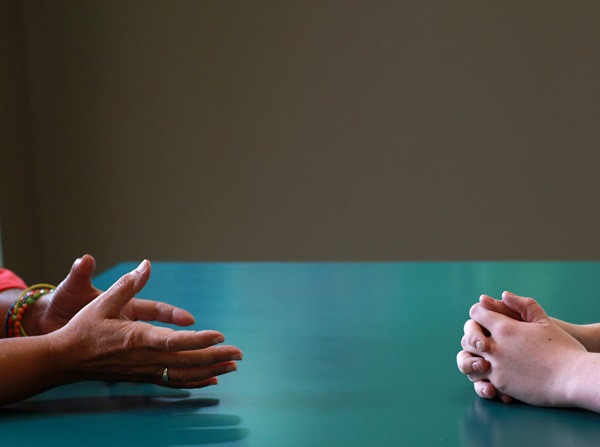 De nombreuses congrégations et conférences annuelles commencent à proposer une formation aux premiers secours en matière de santé mentale. Photo par Kathleen Barry, United Methodist Communications.  De nombreuses congrégations et conférences annuelles commencent à proposer une formation aux premiers secours en matière de santé mentale. Photo par Kathleen Barry, United Methodist Communications.