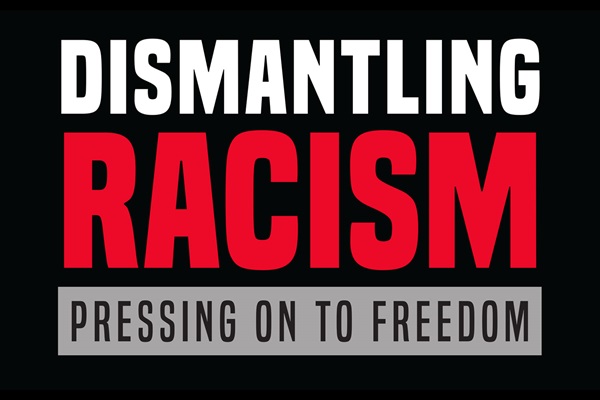 United Methodists stand against racism. Image by United Methodist Communications.  연합감리교인들은 인종차별을 반대합니다. 사진, 연합감리교회 공보부