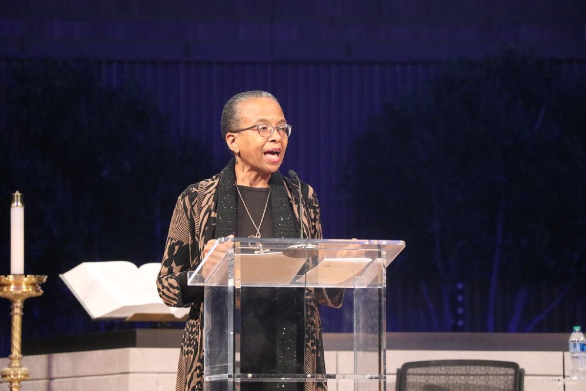 The Rev. Cheryl Jefferson Bell, co-president of Good Faith Network with Rev. Maria Campbell, welcomes the audience. Courtesy of the Great Plains Annual Conference.
