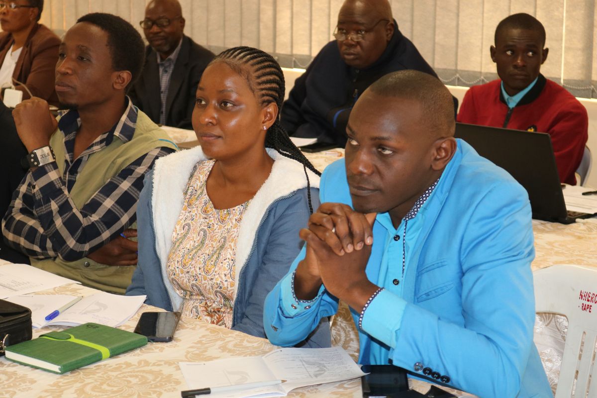 Communications trainees in Zimbabwe. (Photo courtesy of United Methodist Communications.)