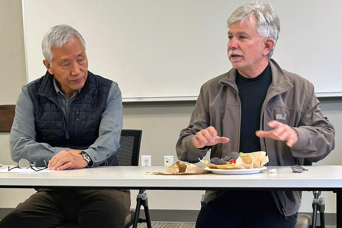 Retired professor Jin Kwan Kwon (left) and Vanderbilt University professor Joerg Rieger discuss Minjung theology — a liberation theology that emerged in the 1970s in South Korea — during a lecture March 31 at Vanderbilt Divinity School in Nashville, Tenn. The event was hosted by Vanderbilt’s Wendland-Cook Program in Religion and Justice, which was founded by Rieger. Photo by the Rev. Thomas E. Kim, UM News.