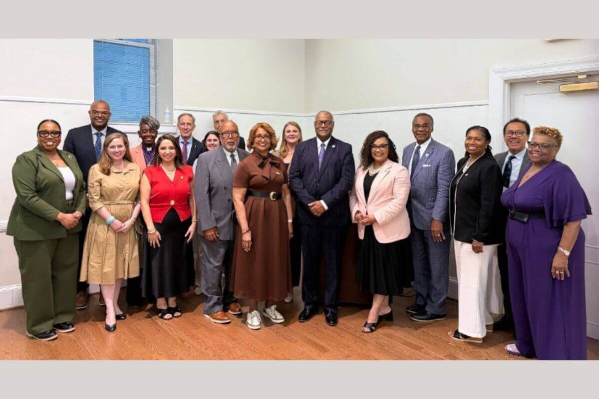 Front row, from left: The Rev. Camille Henderson-Edwards, Rep. Lizzie Fletcher, Rep. Delia Ramirez, Rep. Bennie Thompson, Bishop Vashti Murphy McKenzie, Bishop Julius C. Trimble, Rep. Nikema Williams, Rep. Emanuel Cleaver, The Rev. Dr. Copeland-Tune, The Rev. Dr. Liberato (Levi) Bautista, Rev. Angelique Mason. Back row, from left: Rev. Dr. Brian Tillman, Bishop Delores Williamston, Bishop Tom Berlin, Colleen Moore, Bishop Ruben Saenz, Darina Regio. Members of Congress, United Methodist bishops and ecumenical leaders gathered at the United Methodist Building for dinner and discussion.