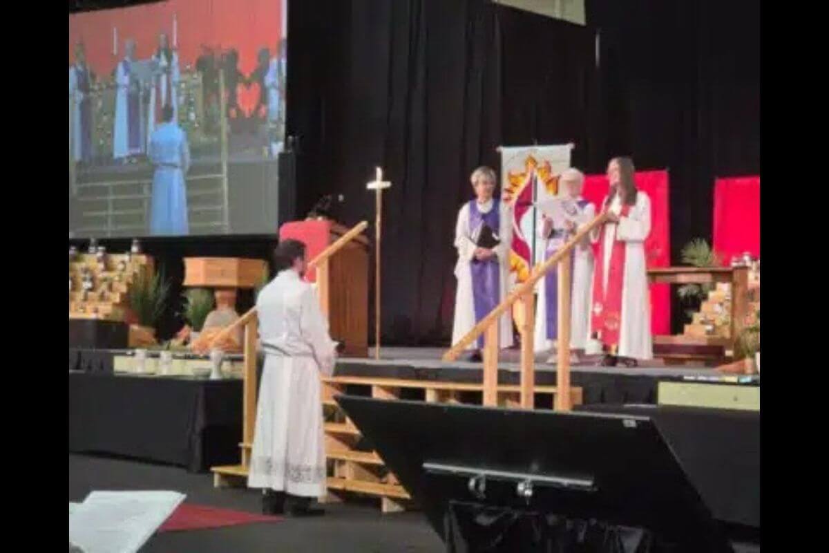 The Rev. Jacob Penvose is ordained as a deacon in full connection from the Western Pennsylvania Annual Conference. Photo courtesy of the Western Pennsylvania Annual Conference.